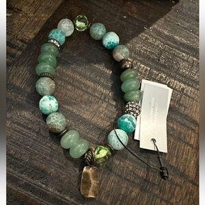 BRAND NEW WITH TAGS BEAUTIFUL BEADED BRACELET